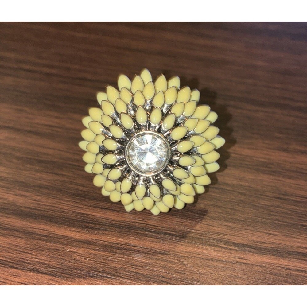 Ann Taylor Flower Statement Ring Size 7 Rhinestone Pave Cocktail Large